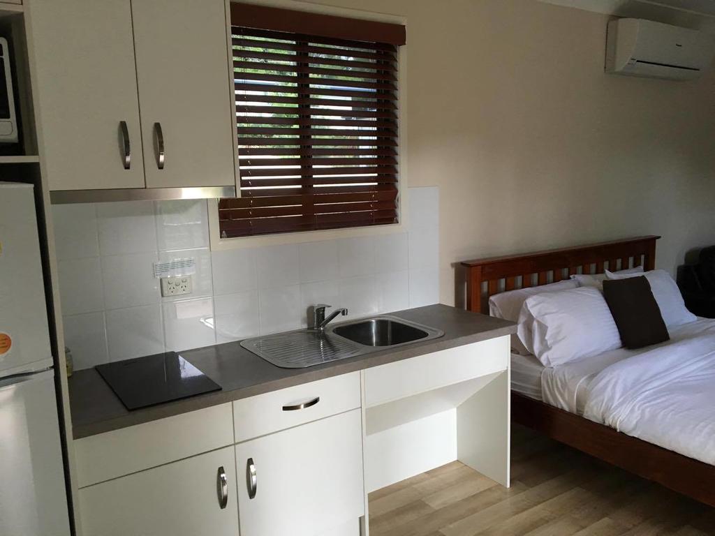 Mapleton Cabins & Caravan Park מראה חיצוני תמונה