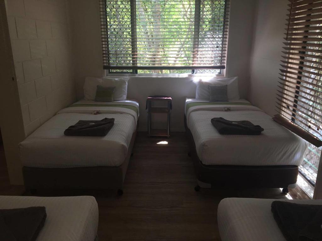 Mapleton Cabins & Caravan Park מראה חיצוני תמונה