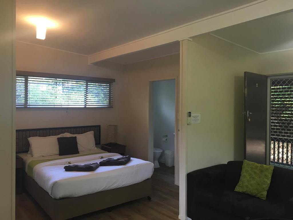 Mapleton Cabins & Caravan Park מראה חיצוני תמונה