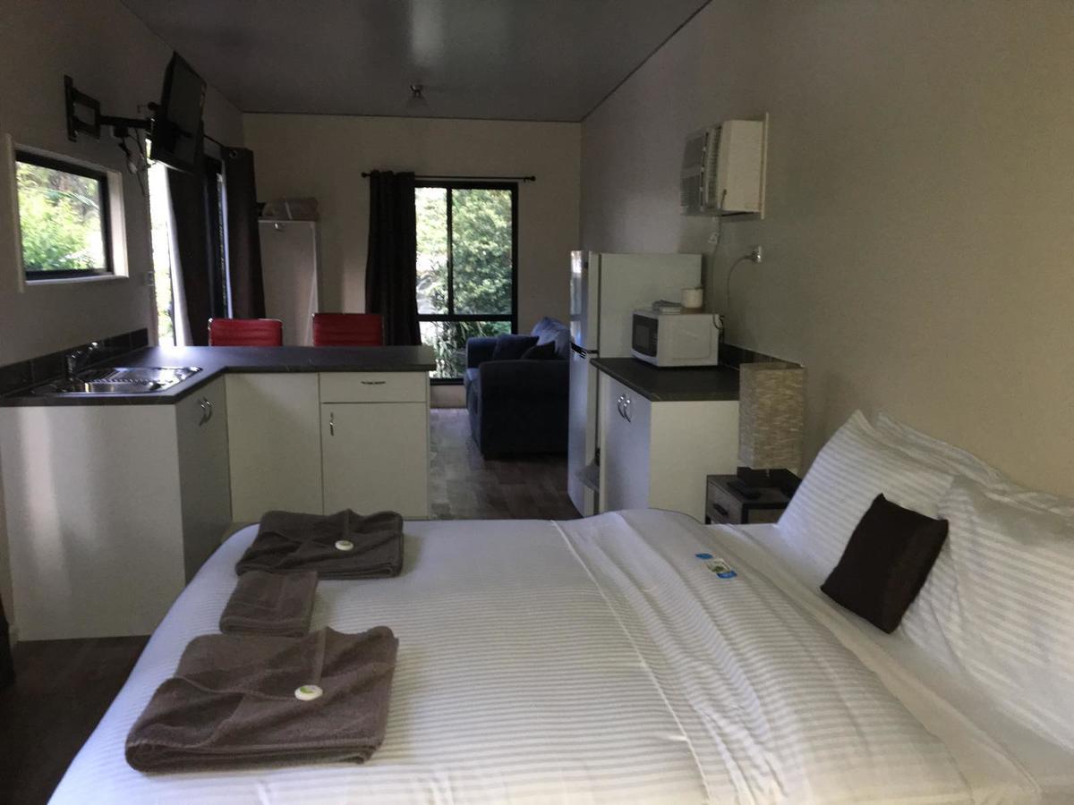 Mapleton Cabins & Caravan Park מראה חיצוני תמונה