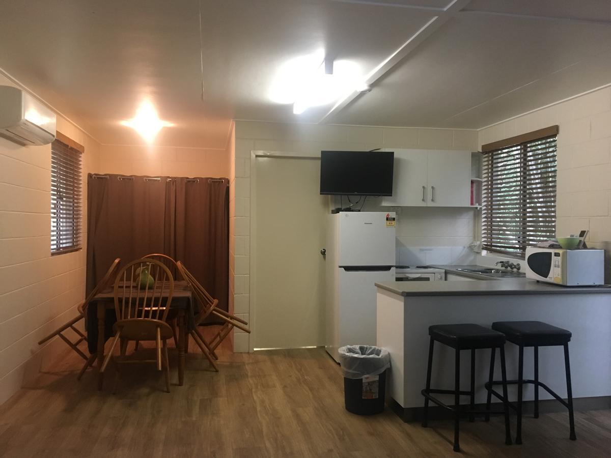 Mapleton Cabins & Caravan Park מראה חיצוני תמונה